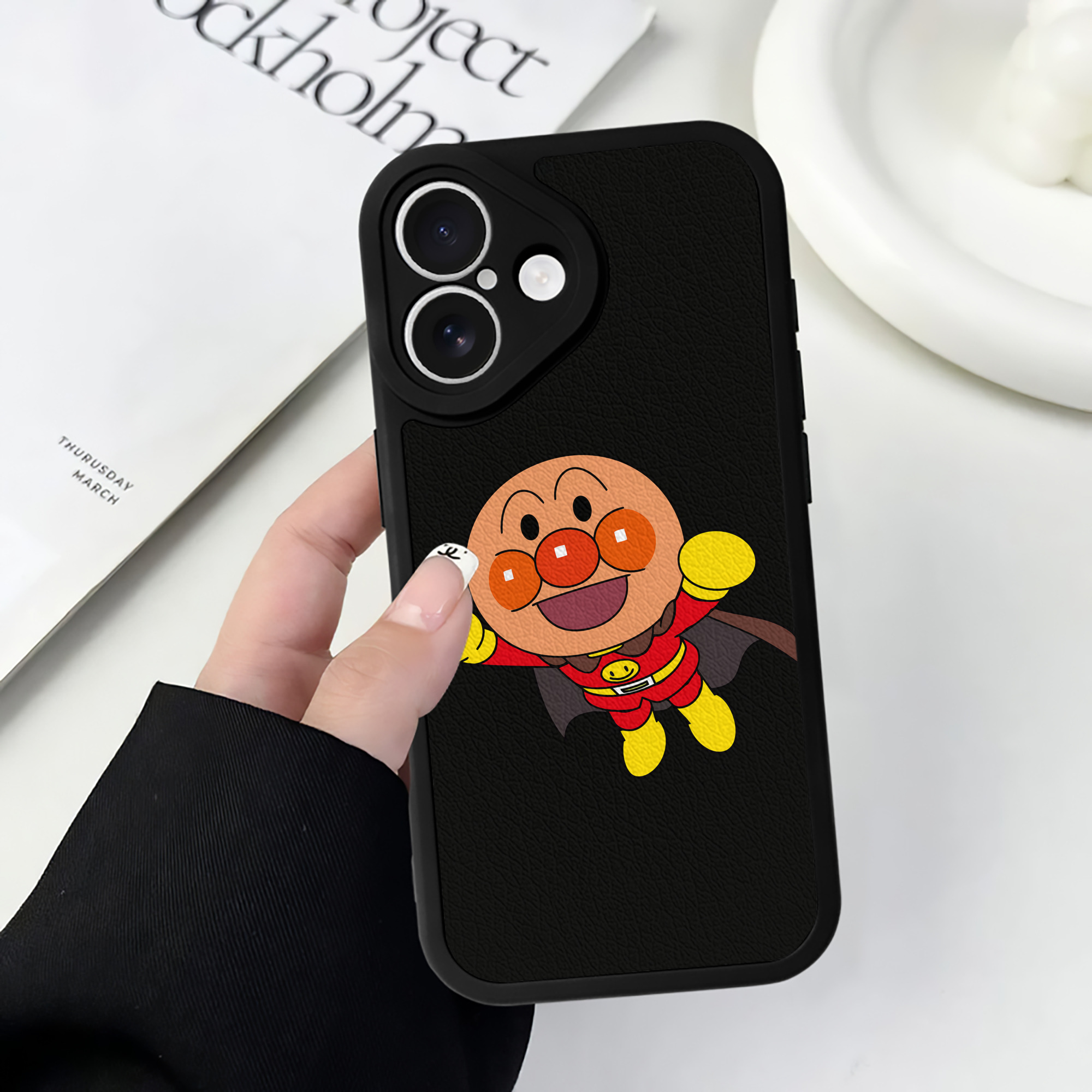 （画像用） アンパンマン Anpanman 【iPhone 16シリーズ対応】シリコンスマホケース（レザー調） 材質：シリコン